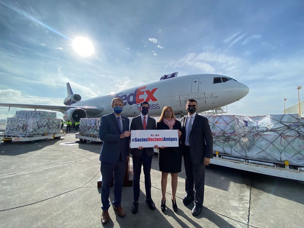 Casi 2 millones de vacunas donó EU a México