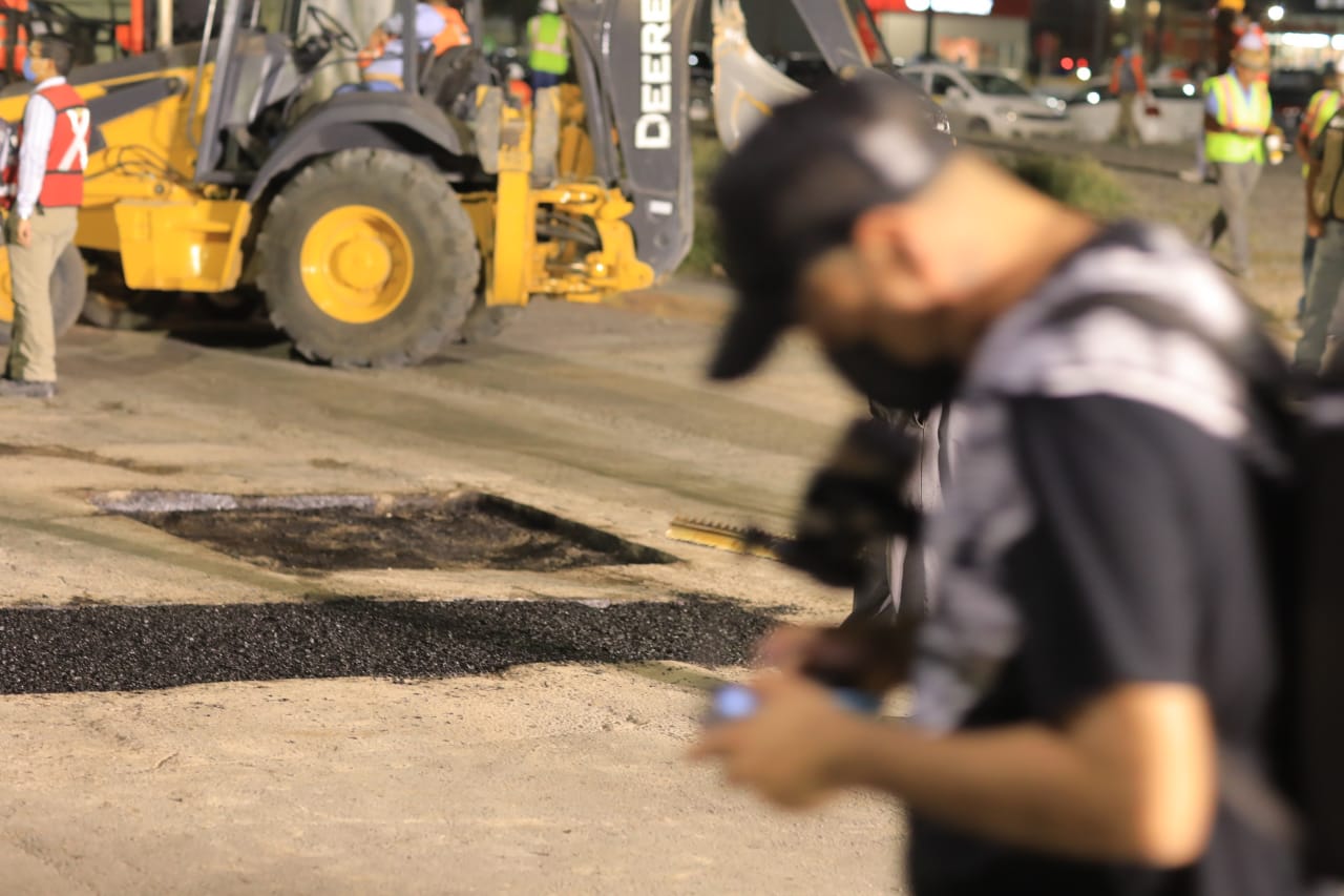 6 mil 175.15 metros cuadrados de carpeta asfáltica reparados con el programa emergente