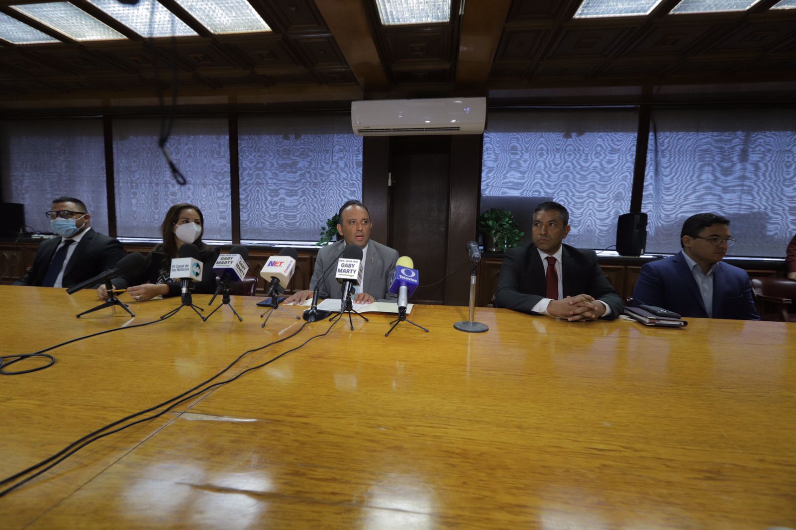 Designan a titulares de Justicia Cívica, Derechos Humanos, Regulación Comercial y la Subdirección de Comercio