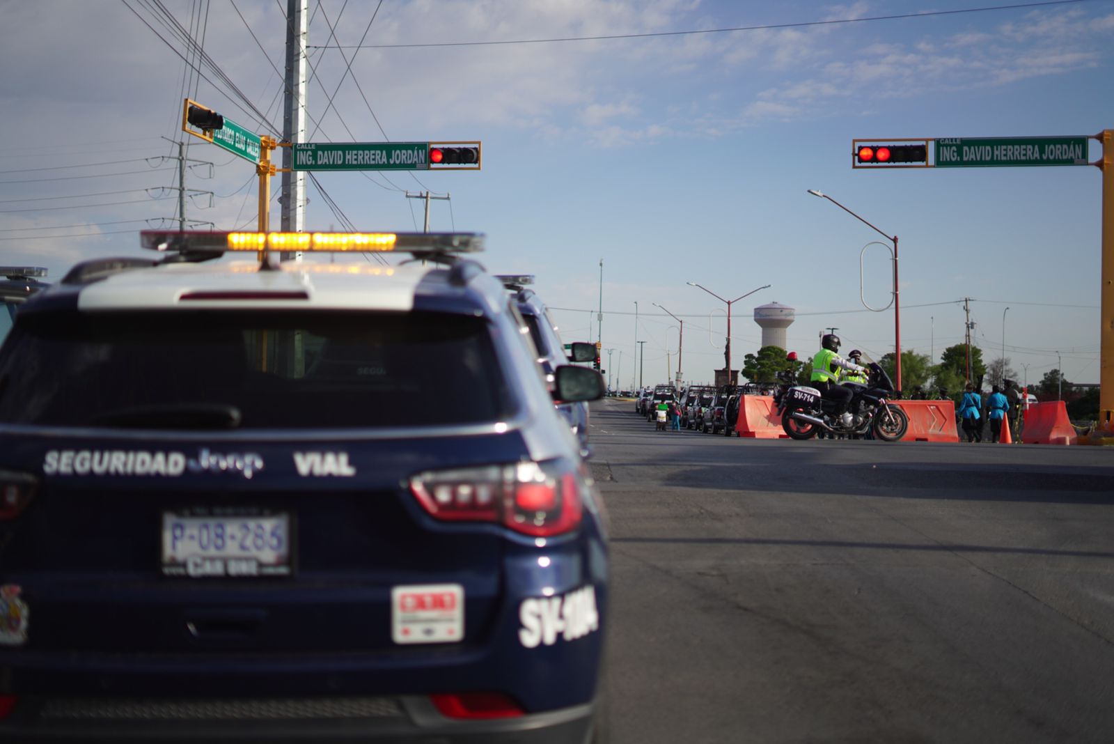 Podrán manipular agentes viales semáforos