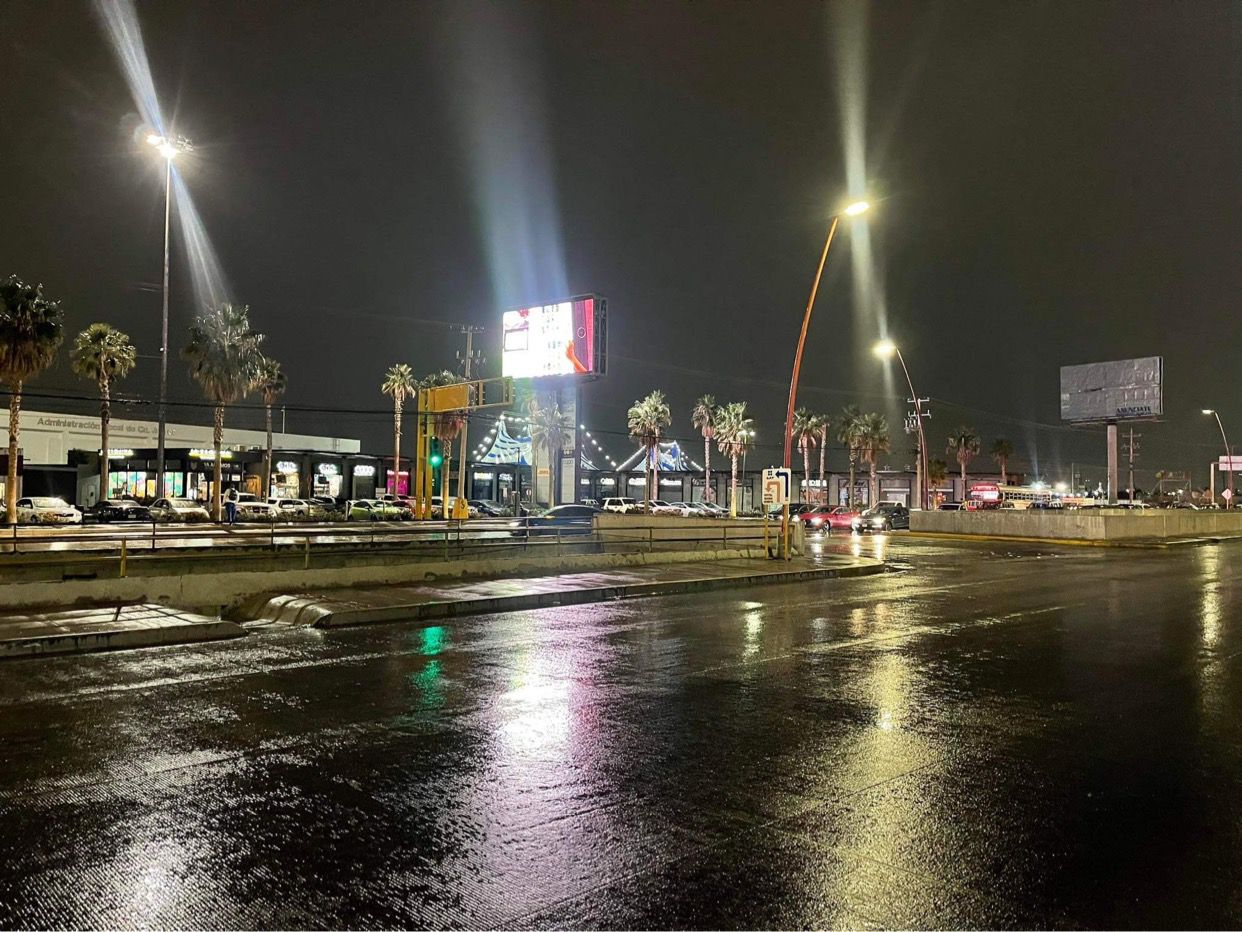 Activan alerta por lapsos de tormentas en Ciudad Juárez.