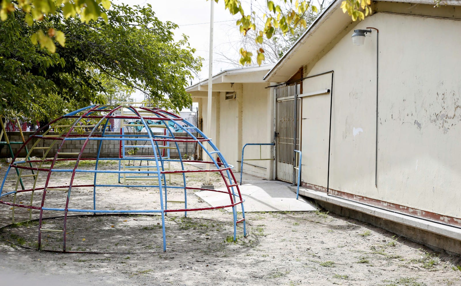 Anuncia estado inversión para rehabilitar infraestructura eléctrica en Centro de Atención Múltiple de Ciudad Juárez.