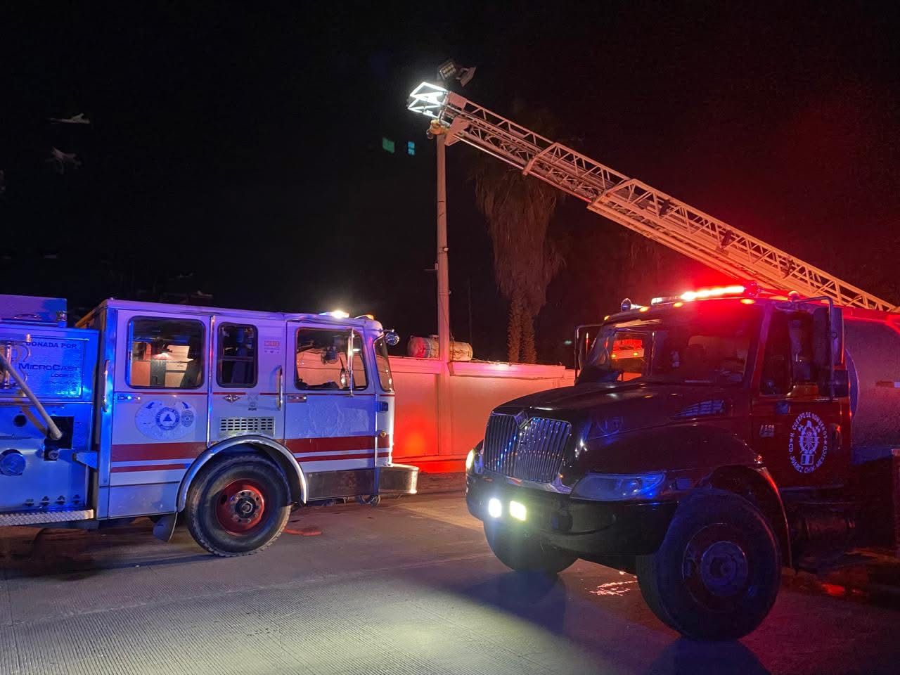 Reportan solo daños materiales en incendio de Las Anitas.