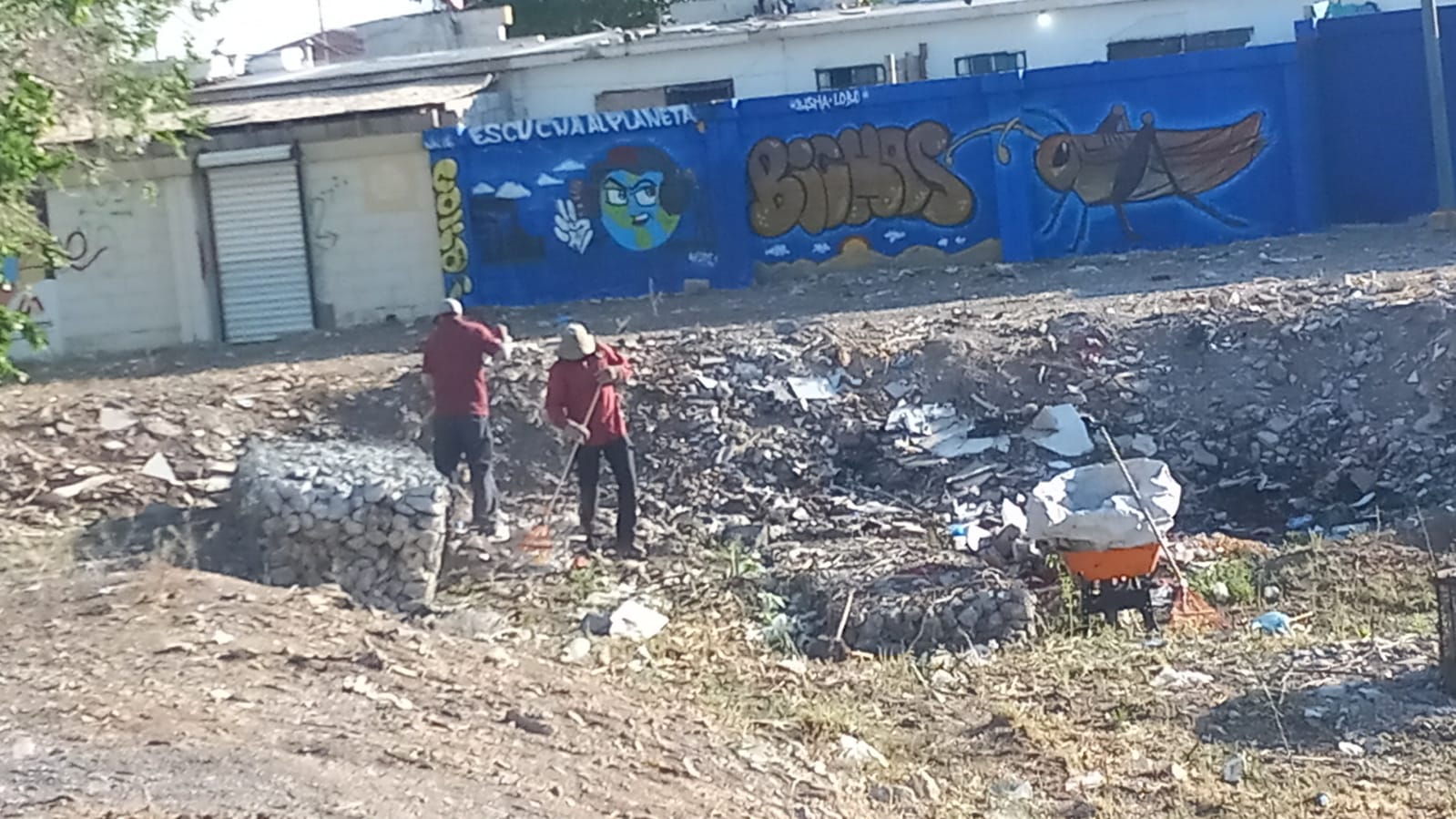 Llevan jornada de limpieza a la zona de Villa Colonial.