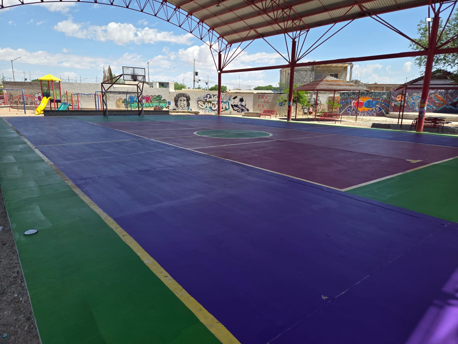 Intervienen espacios públicos gracias al programa El Barrio se Activa.