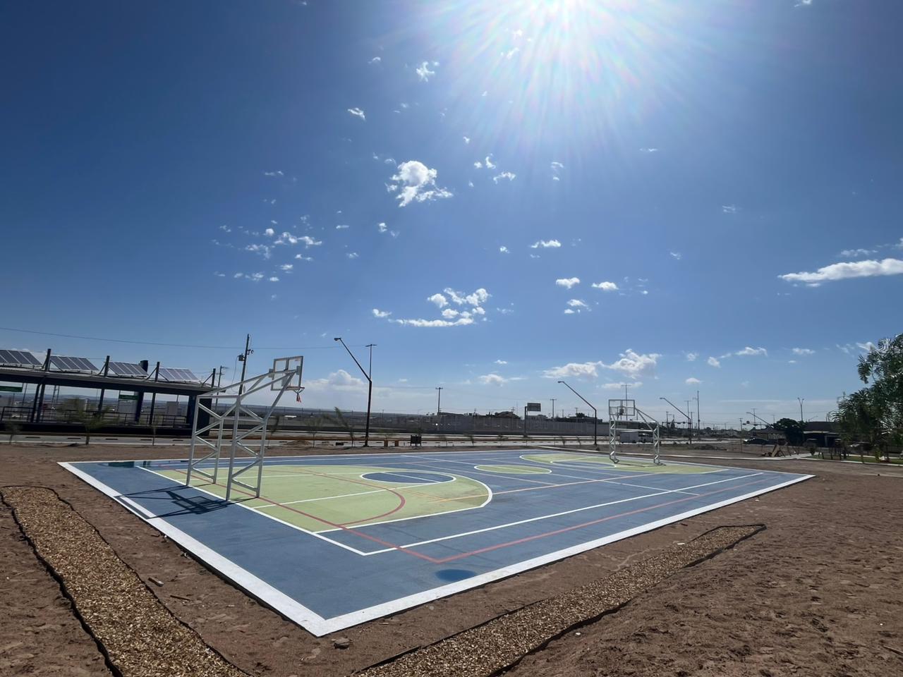 Rehabilitan Parque Las Montañas.