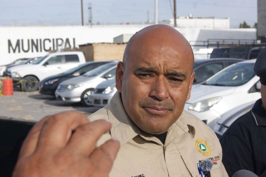 Llama PC a revisar terrazas antes de contratar servicios.