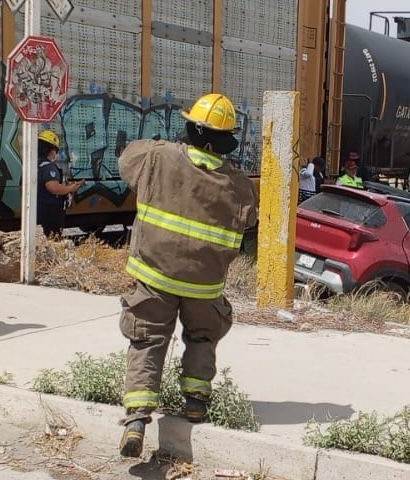 Intento ganar el paso al tren