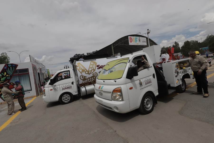 Servicios Públicos presente en “Pequeñópolis” con módulos para niñas y niños