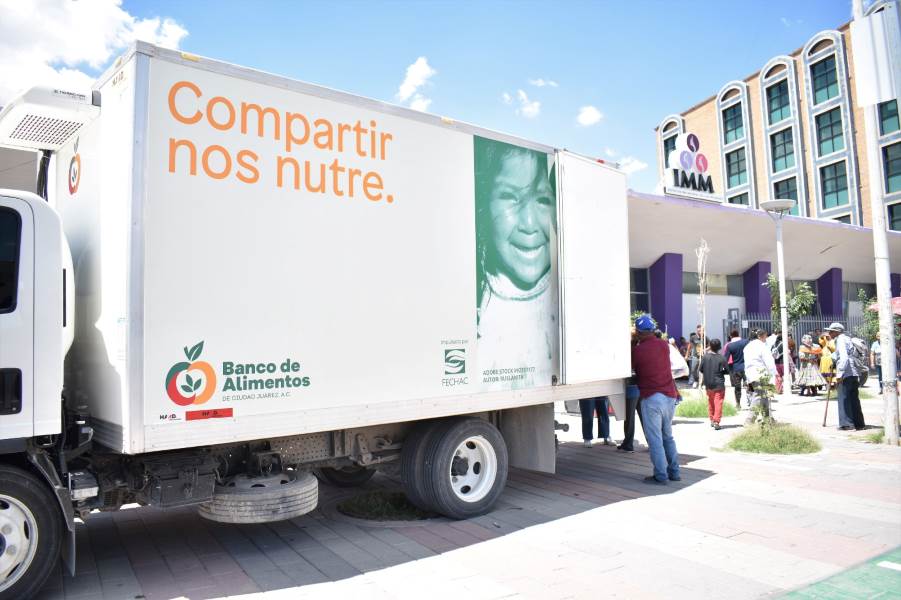 Entregan más de 150 despensas a mujeres en zonas prioritarias de Juárez