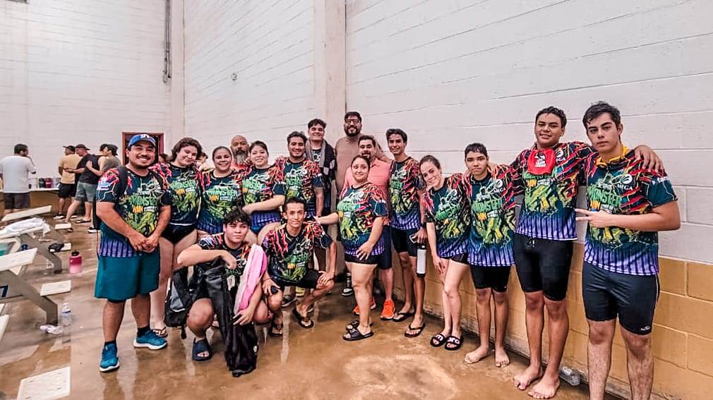 Destaca el Parque Central en competencia de natación máster