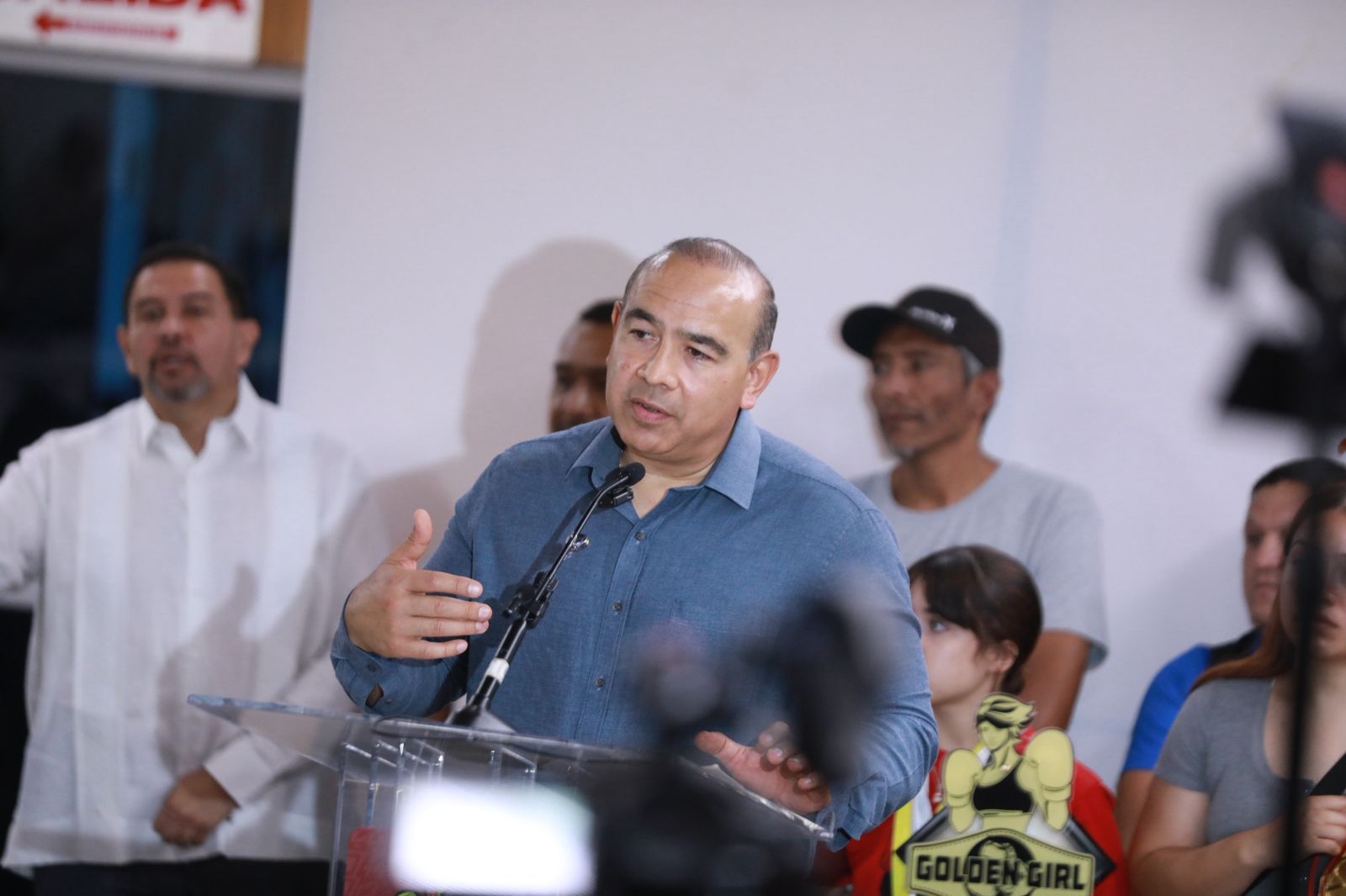 Boxeadores serán beneficiados con becas para extracción del tercer molar.