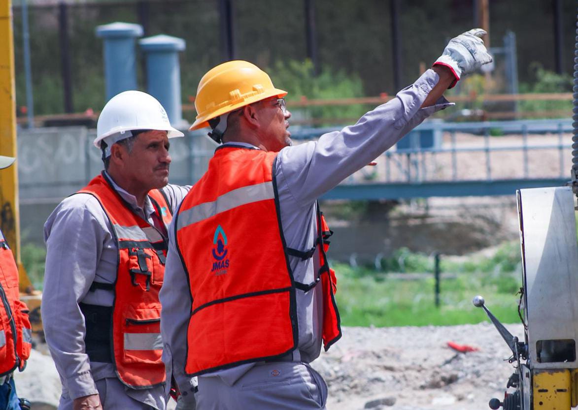 Limpia JMAS más de 6 mil metros durante operativo.