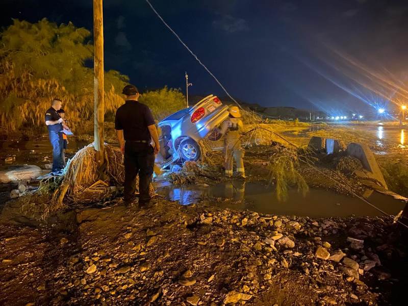 Protección Civil atendió 10 emergencias por lluvias en Ciudad Juárez