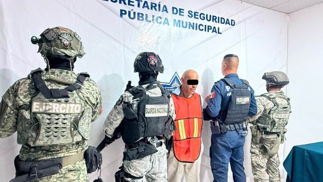 Detienen a hombre en El Granjero por conducir motocicleta con reporte de robo