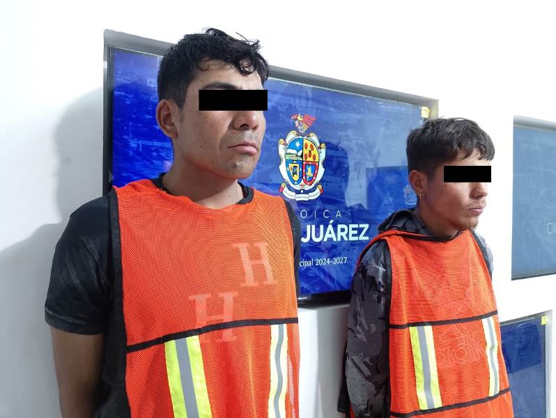 Detienen a dos hombres por robo de camioneta con violencia en Parajes del Sur