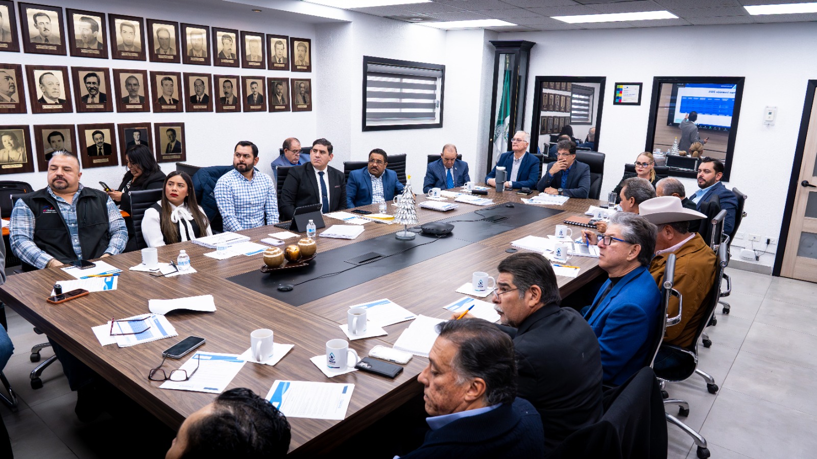 Aprueban terna de aspirantes a dirigir la JMAS.