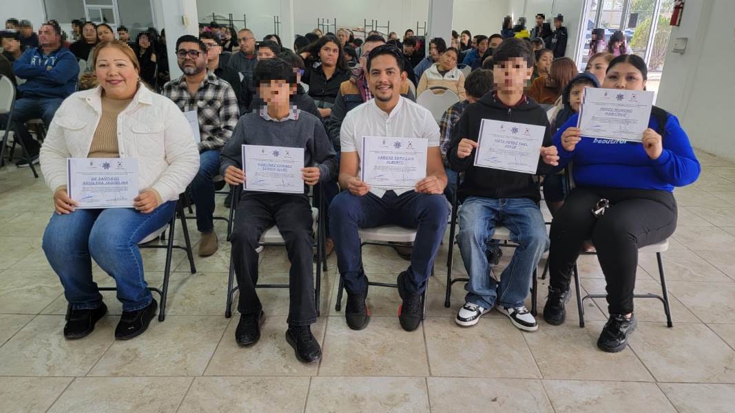 Concluyen 104 personas programa “Valórate” en el CBTIS 128