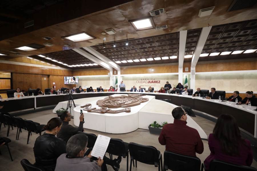 Cabildo autoriza destrucción de bienes obsoletos y aprueba donación y comodatos