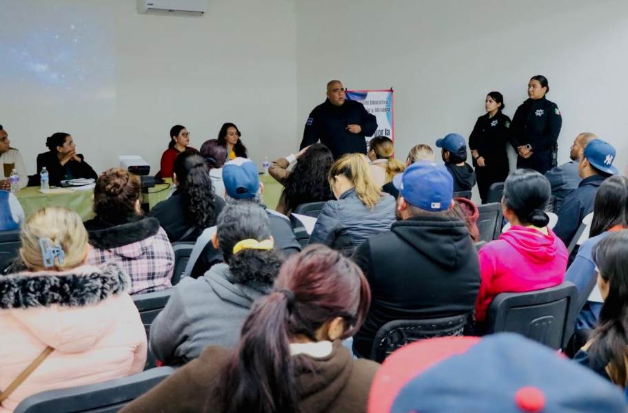 Realizan taller “Jóvenes por la prevención” en dos secundarias del suroriente