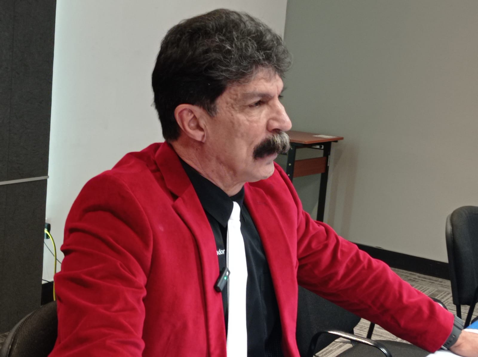 Aumentan ventas en comercios por temporada navideña.