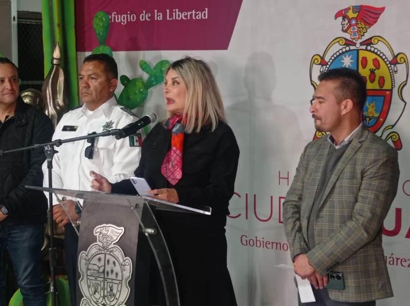 Organizan operativo de vialidad por celebración en la avenida Juárez.