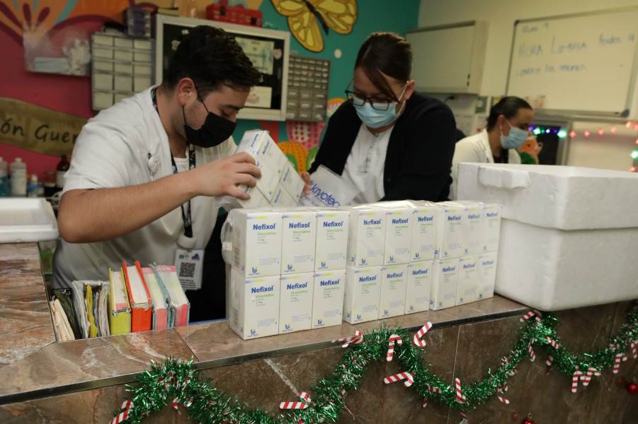 Entregan apoyos oncológicos para niñas y niños con cáncer