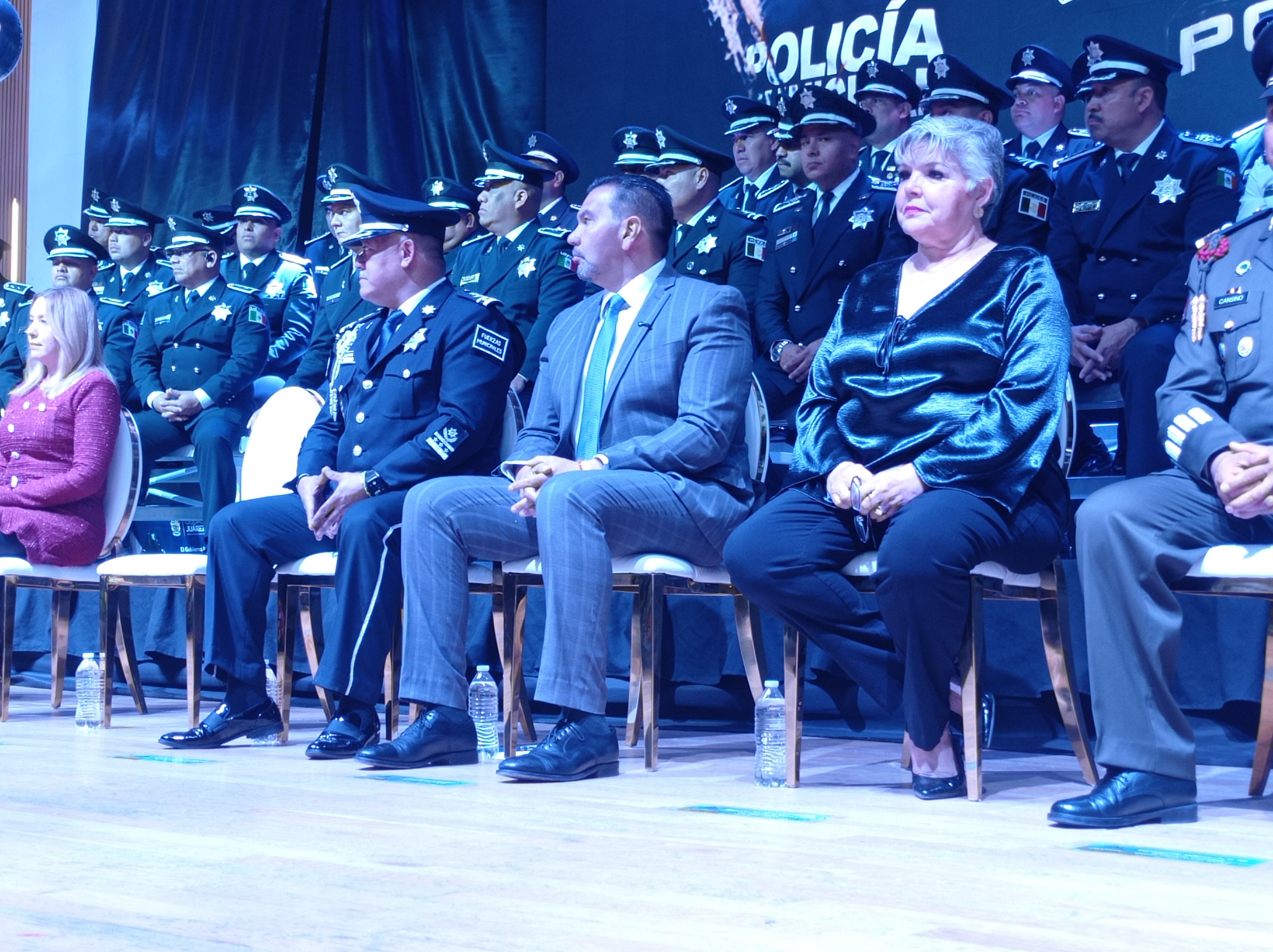 Llama CCE a cuidar en conjunto a los policías.