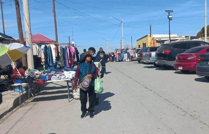 Realizan operativos de regularización en mercados de la ciudad