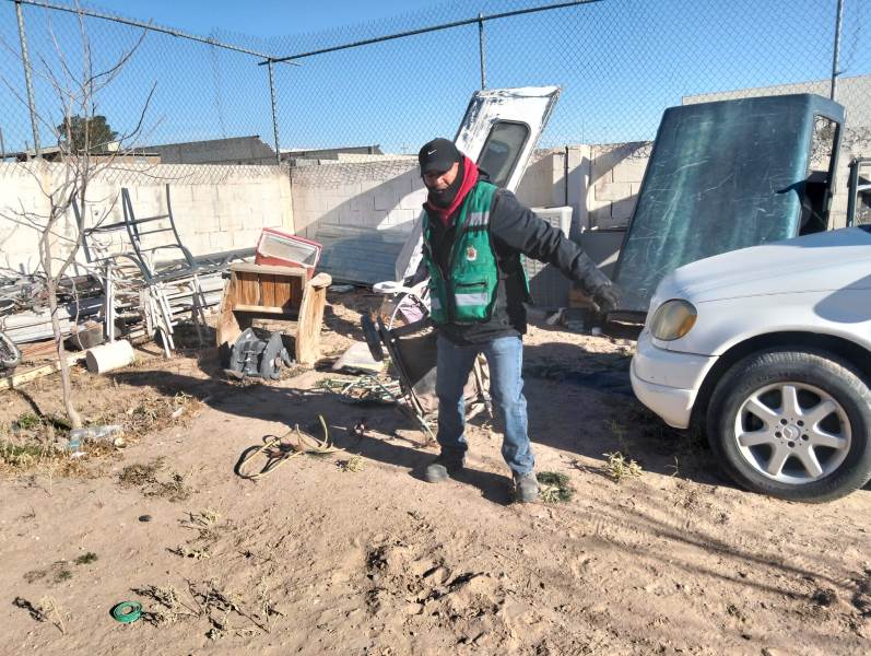 Retoman operativos de Reordenamiento Urbano en Valle de Olivos