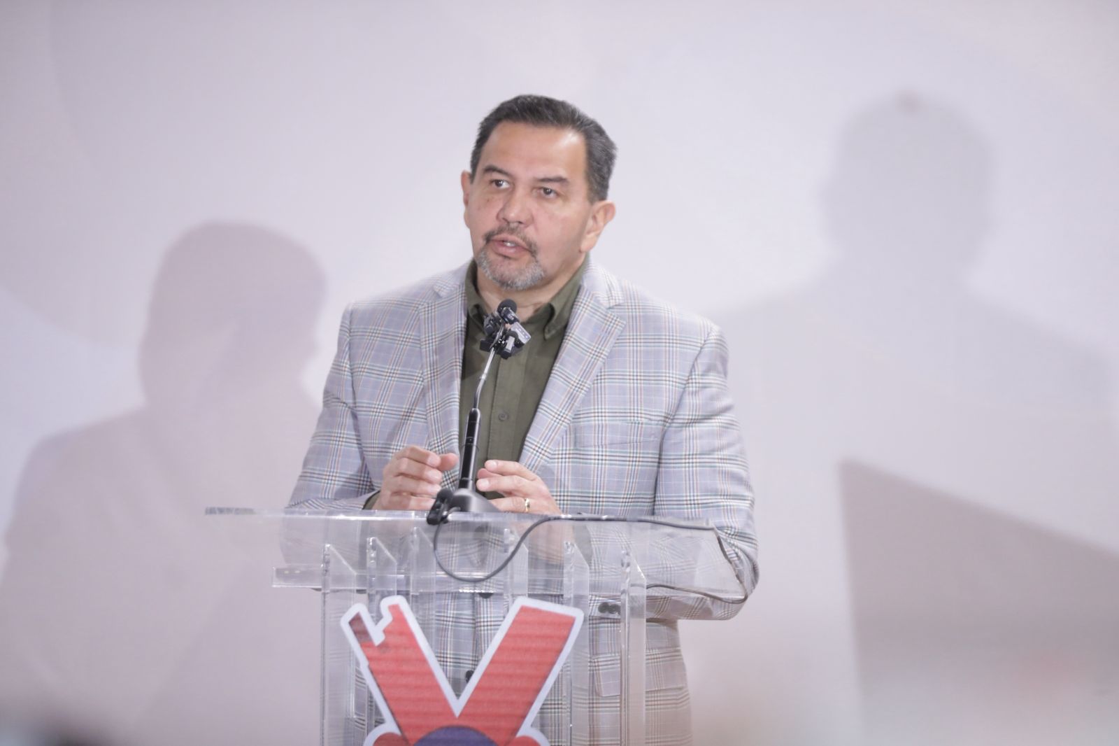 Refuerzan acciones para mantener limpieza en el Centro Histórico.