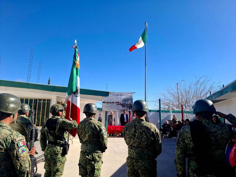  Realizan honores a la Bandera en Plaza Cívica “Donde Inicia la Patria”