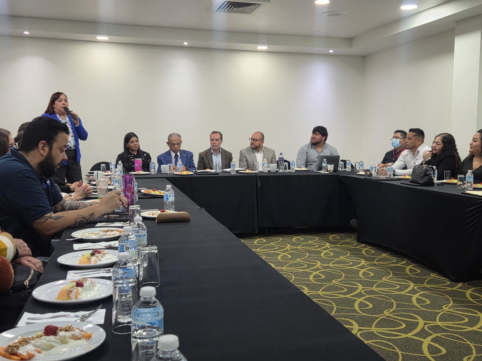 Brindan taller sobre monitoreo de fentanilo.