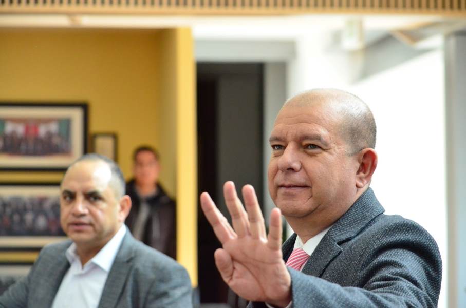 Diputados del PAN Y PRI, se oponen a eliminar pluris: Cuauhtémoc Estrada