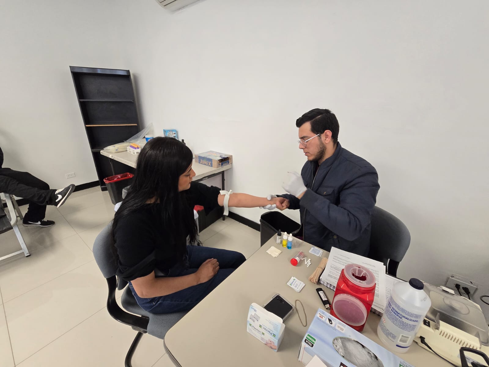 Apoya CANACO campaña de donación de sangre.