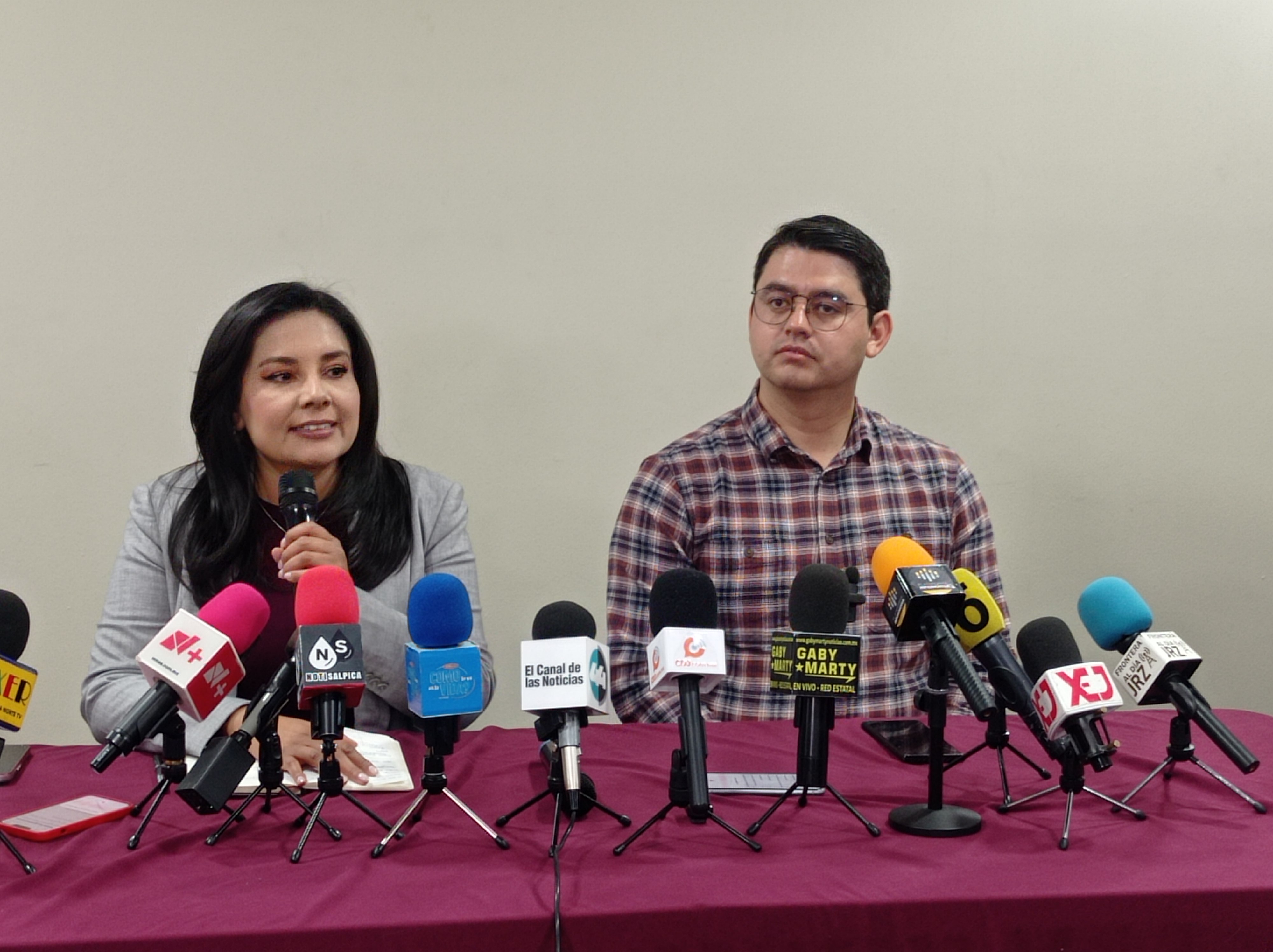 Mantienen atención a 50 retornados diarios, en promedio.