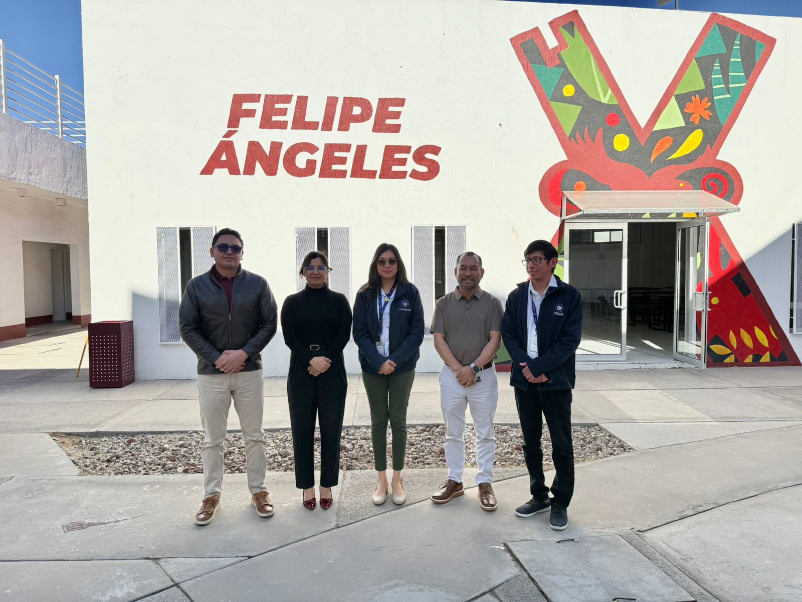 Visitan cónsules de El Salvador y Guatemala el Albergue Felipe Ángeles.