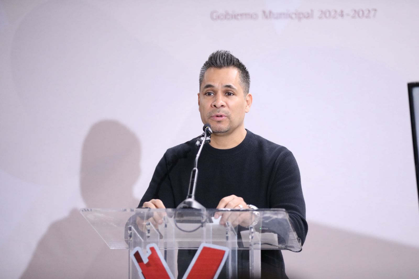 Por reinauguración, ofrecerán basquetbolistas taller en Gimnasio Kiki Romero.