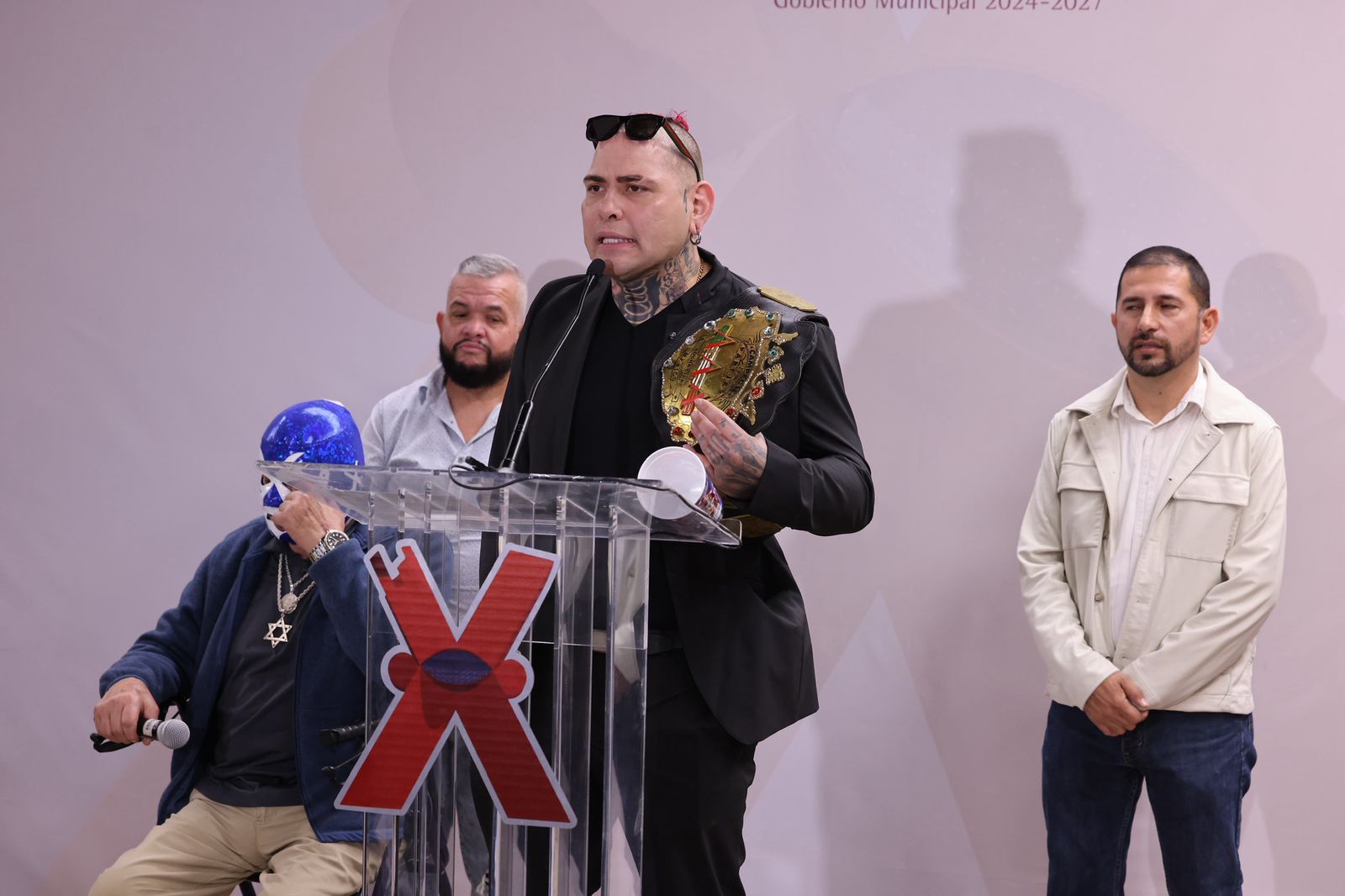 Gran cartelera de Lucha Libre para el domingo; rendirán homenaje a El Legionario.