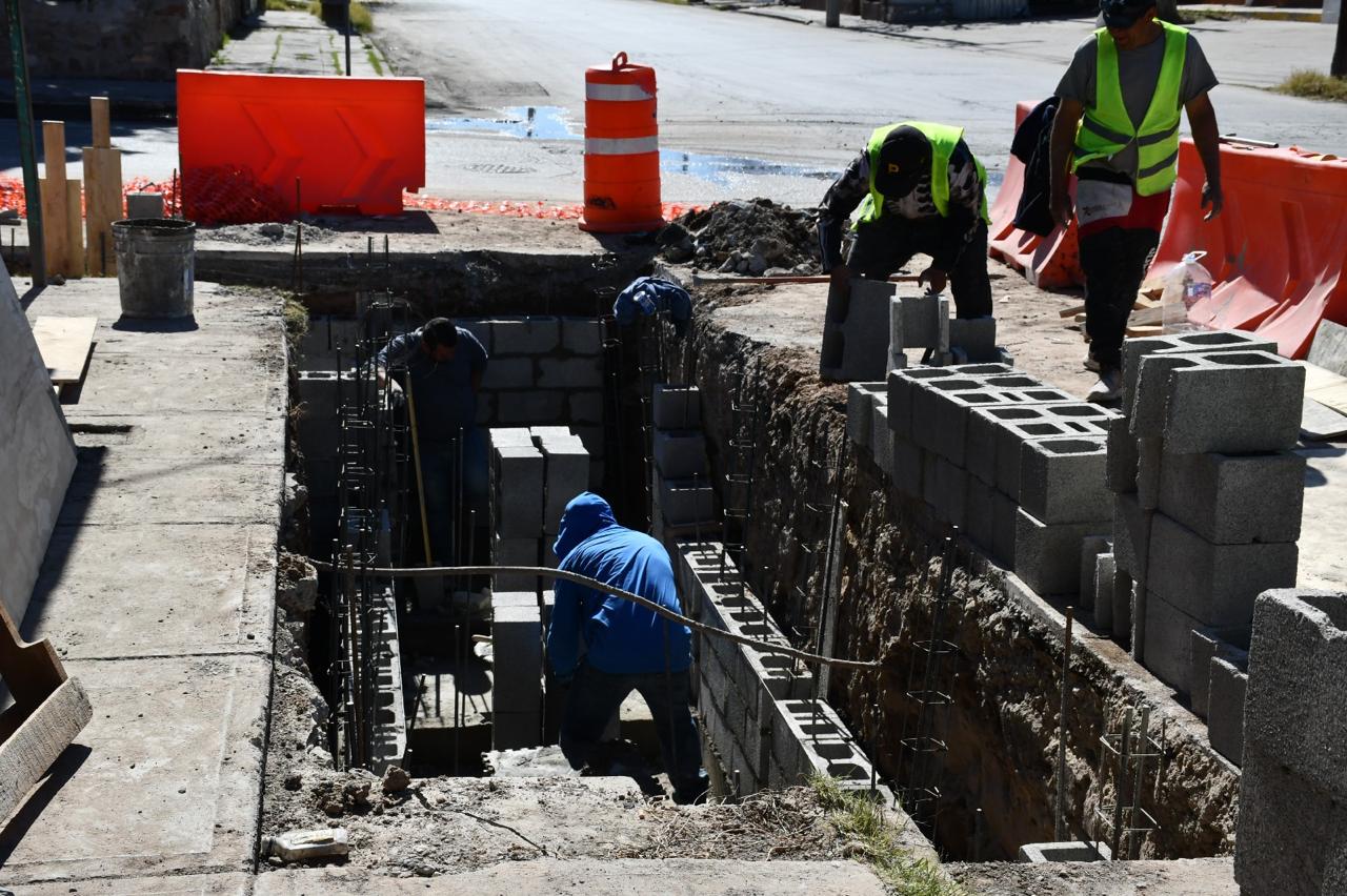 Arranca municipio la construcción de pozos de absorción.