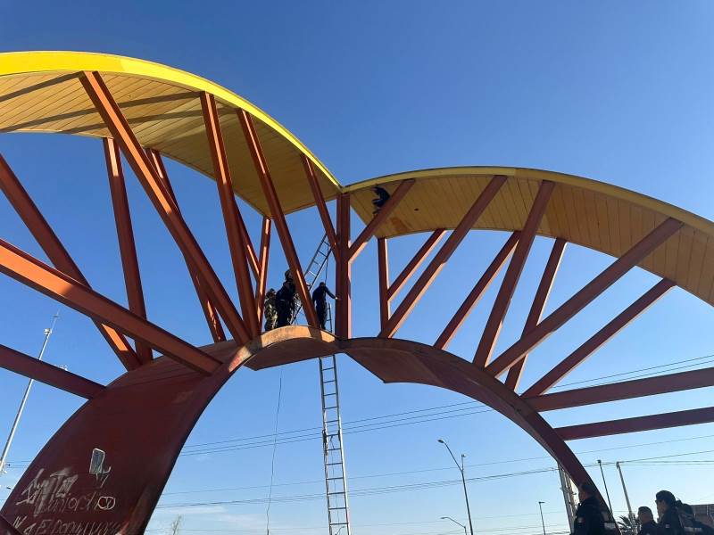 Protección Civil atendió rescate en puente de Parajes del Sol