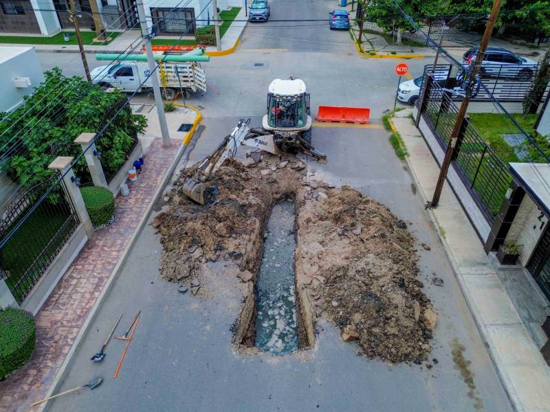 JMAS inicia reparación de hundimiento en San Jerónimo y reemplazará tubería colapsada