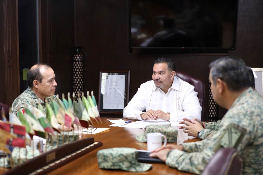 Presidente Municipal recibió al comandante de la Quinta Zona Militar
