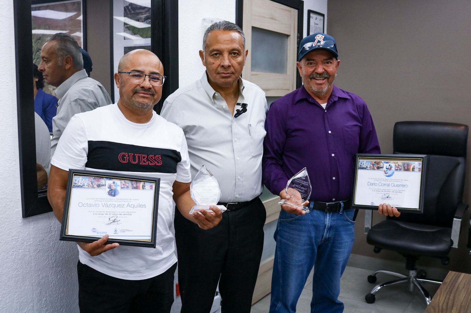 Reconoce JMAS trayectoria de empleados próximos a jubilación.