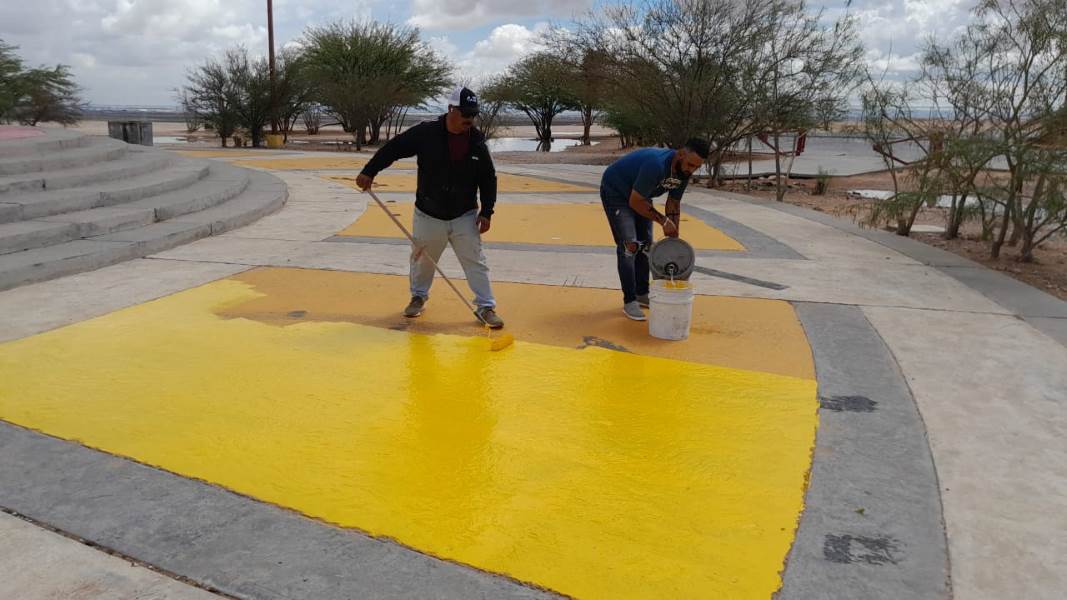 Limpia Servicios Públicos Municipales entrada a Ciudad Juárez