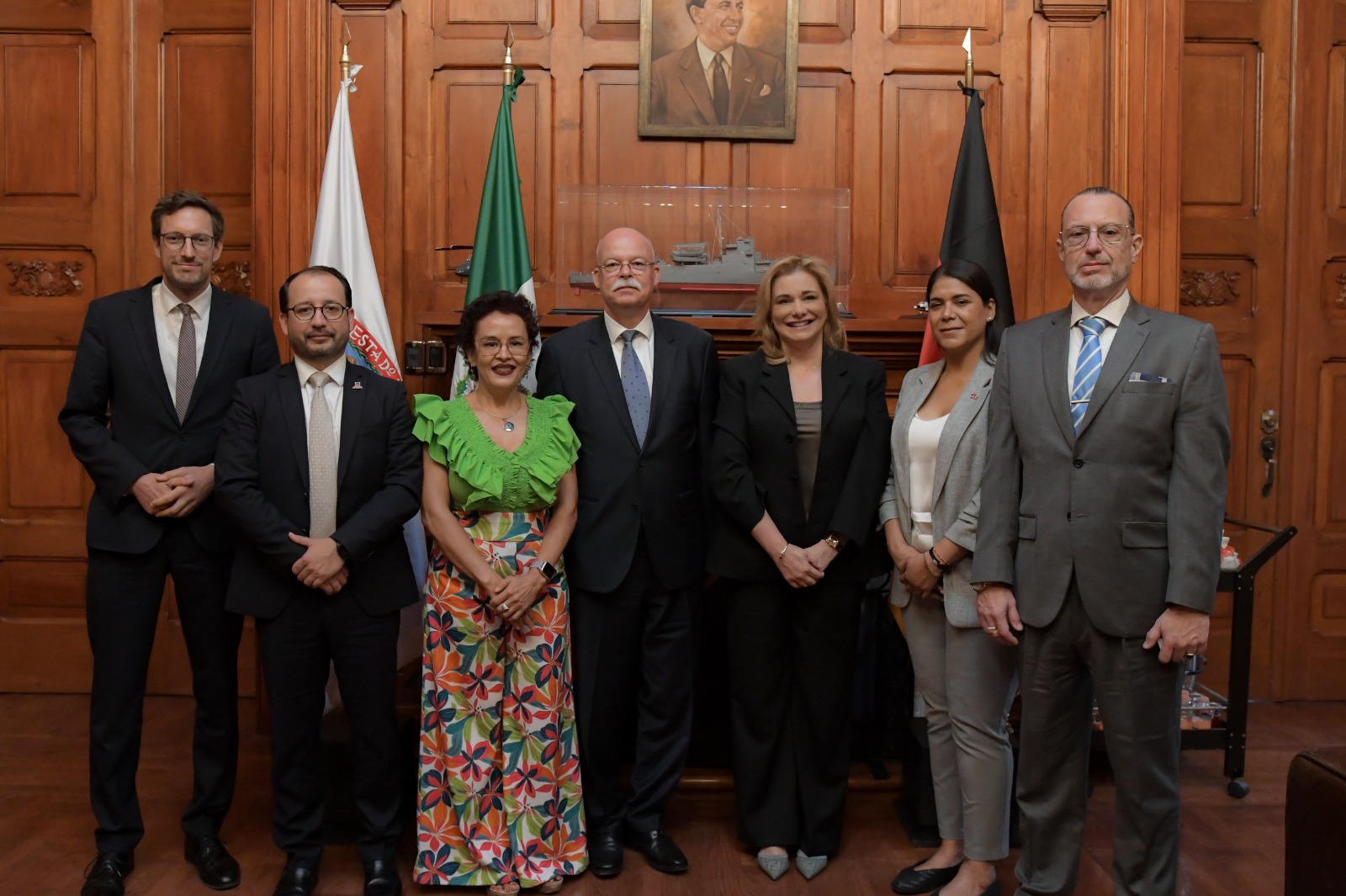 Se reúne gobernadora con el embajador de Alemania en México.