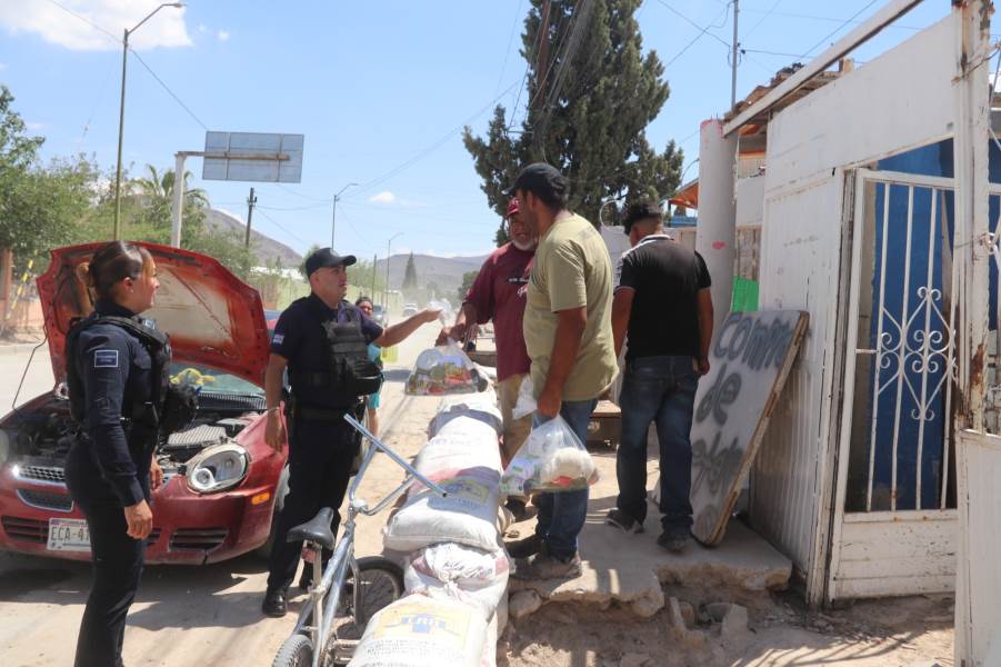 Policías Municipales brindaron apoyo a familias afectadas por las recientes lluvias