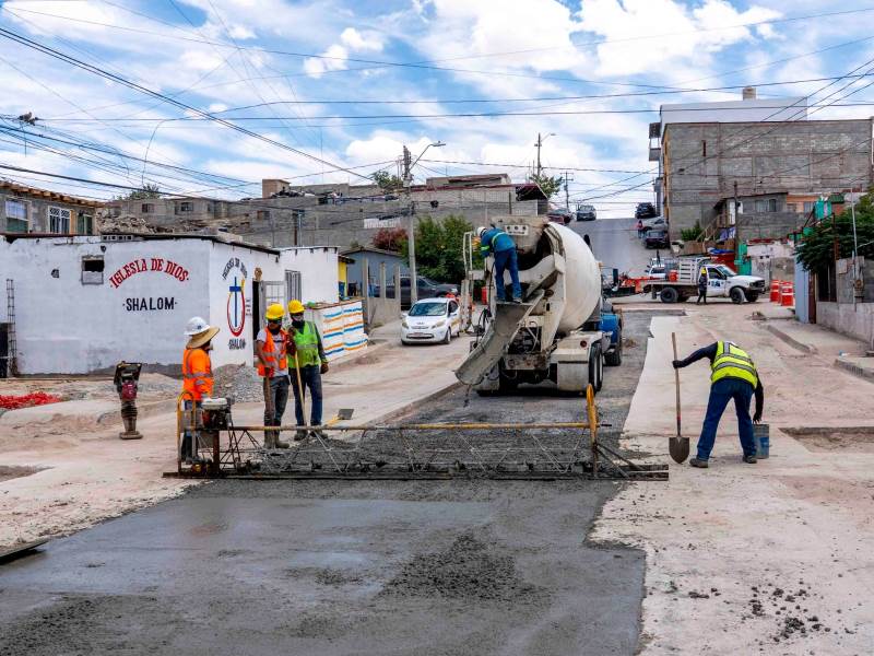 JMAS concluye trabajos de bacheo en la colonia Aztecas