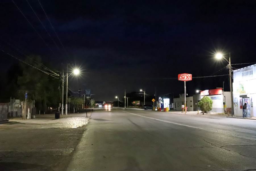 Samalayuca cuenta con nuevo sistema de alumbrado publico