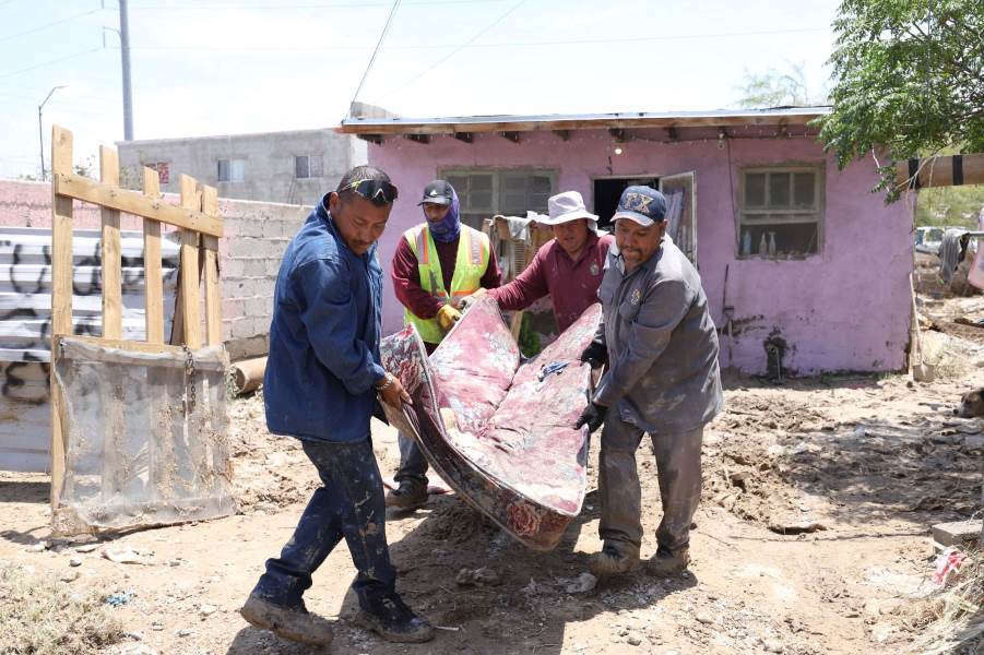 Realizan operativo especial de destilichadero en apoyo a familias afectadas por la lluvia